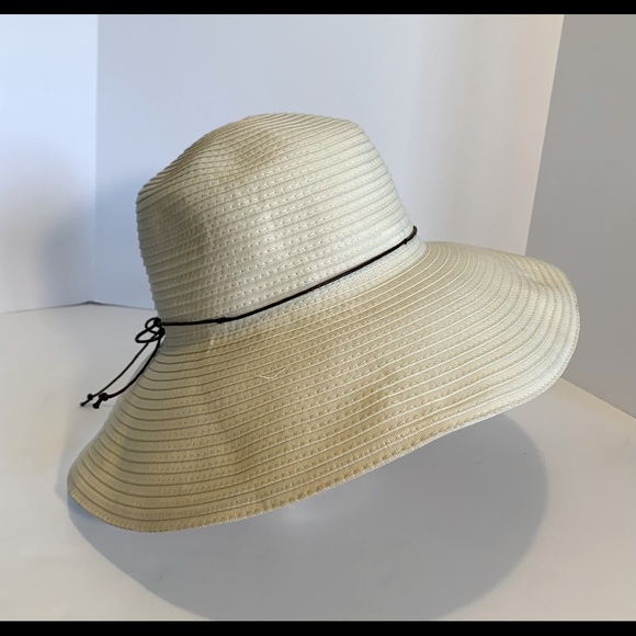 Ole America Adjustable Floppy Sun Hat - Picture 2 of 8